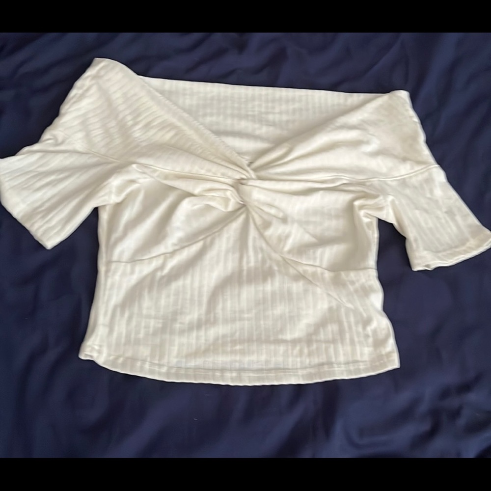 Off the shoulders white crop top